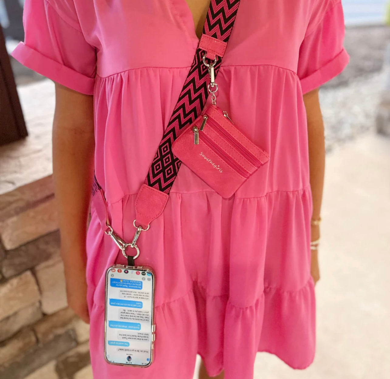 Clip & Go Strap with Pouch Chevron/Diamond Hot Pink/BLK