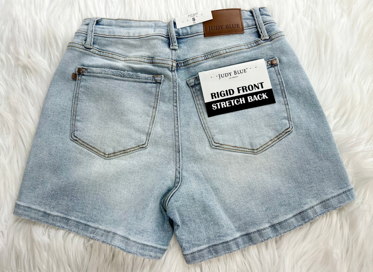 Judy Blue Medium Vintage Wash Dad Denim Shorts