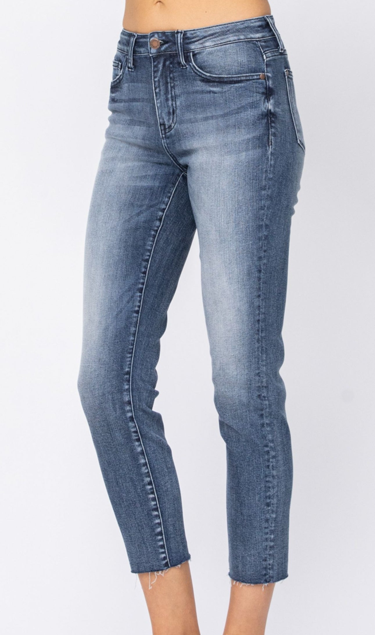 Judy Blue HIGH RISE RELAXED FIT Raw Hem