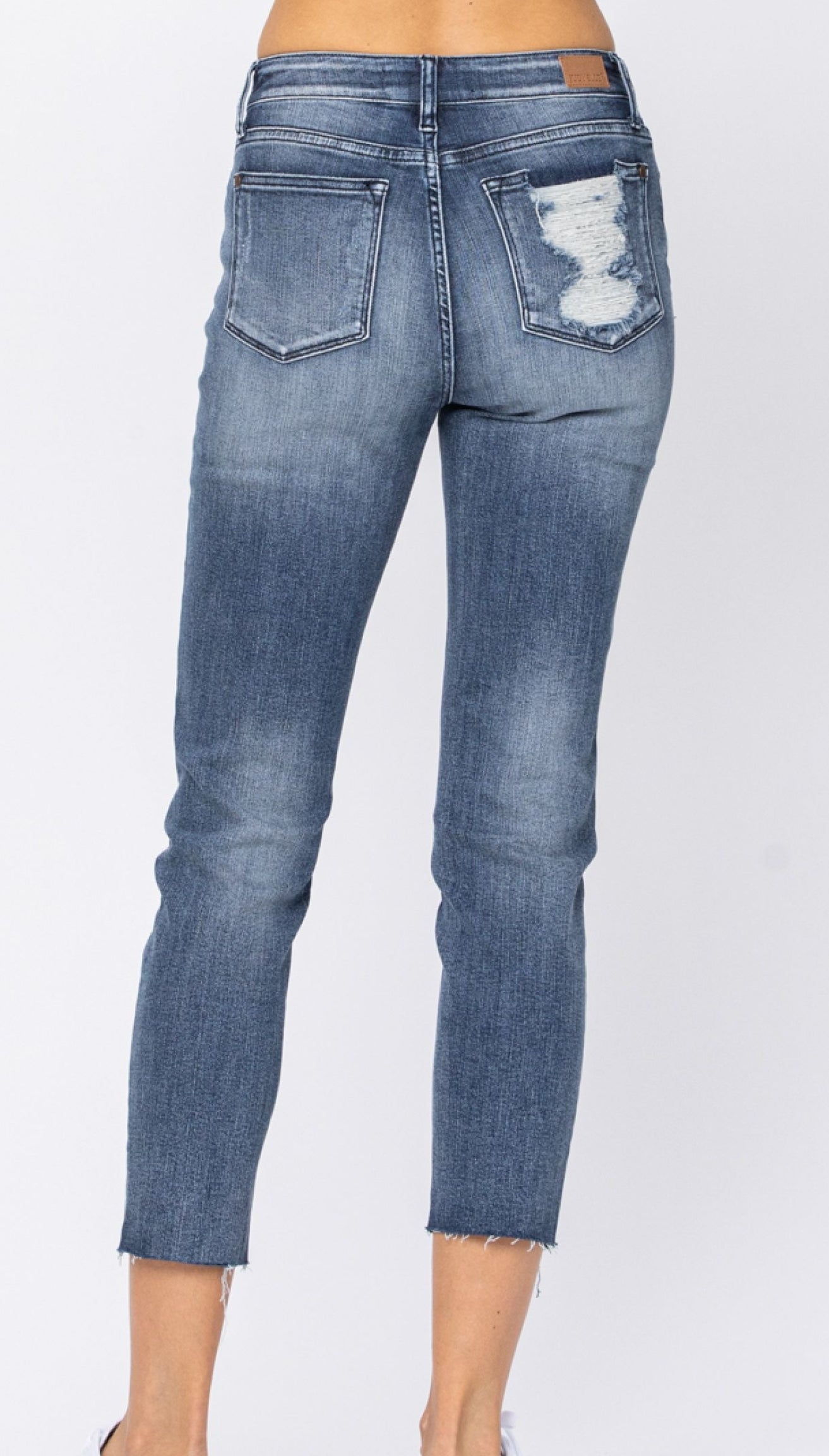 Judy Blue HIGH RISE RELAXED FIT Raw Hem