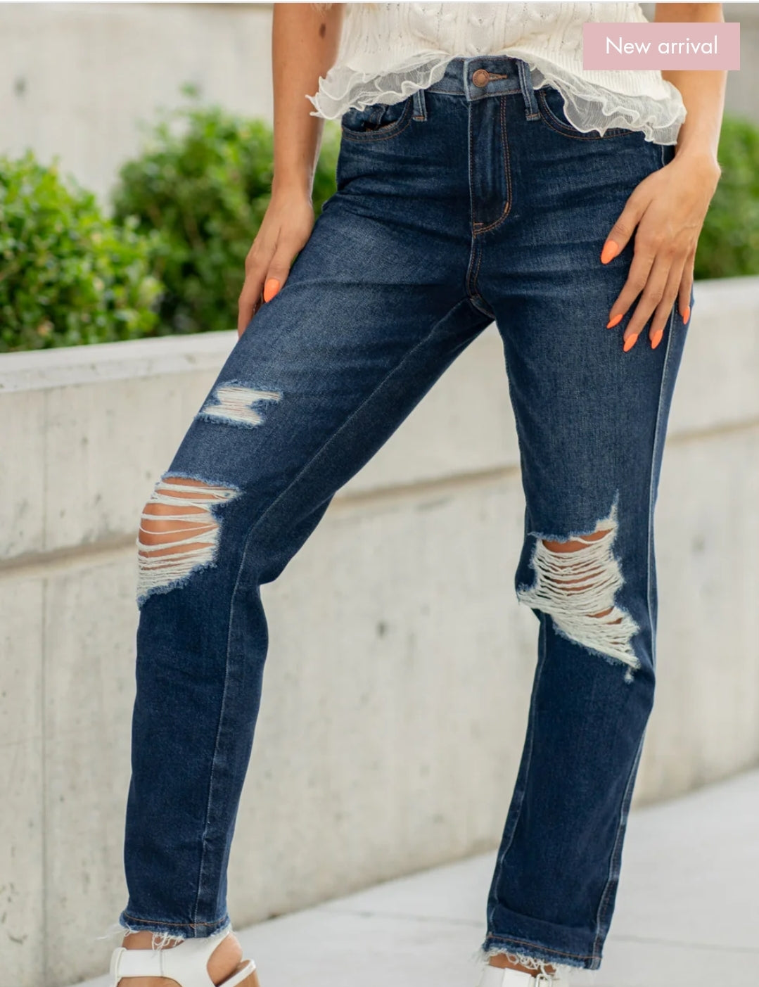 RIGID MAGIC HIGH RISE STRAIGHT FIT REGULAR