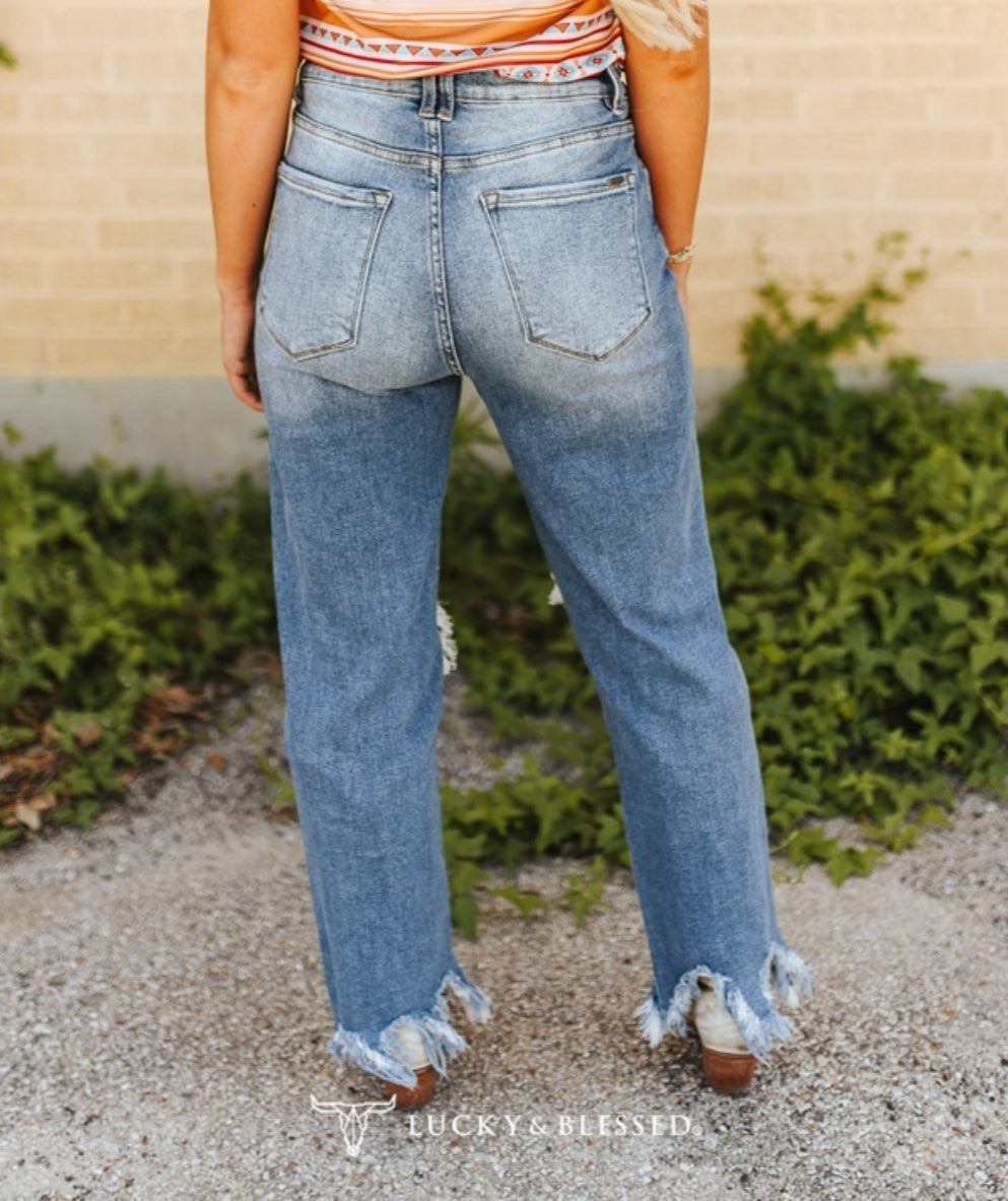 L & B Mid Wash High Rise Knee Rip Frayed Hem Boyfriend