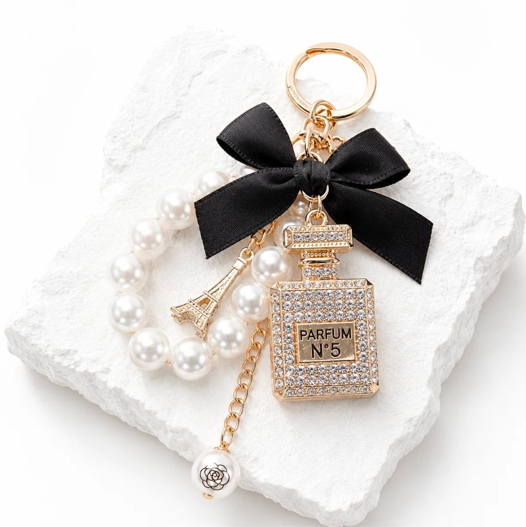 🎀✨ Parisian Pearl & Glam Perfume Keychain
