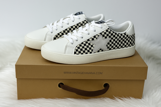 Checkmate Kicks