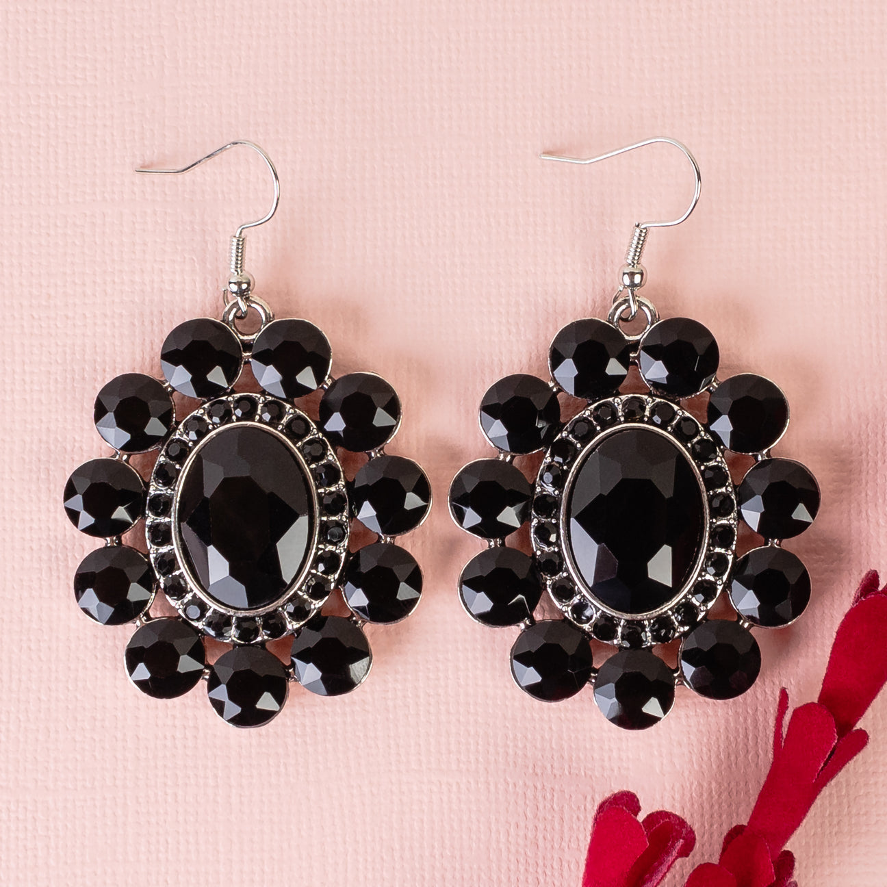 Showstopper Oval Earrings