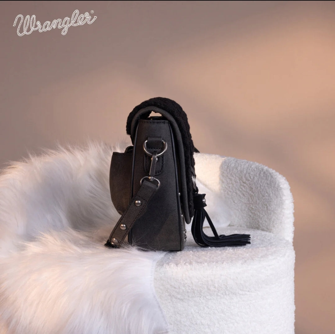 Wrangler Sherpa Saddle Bag Crossbody - Black