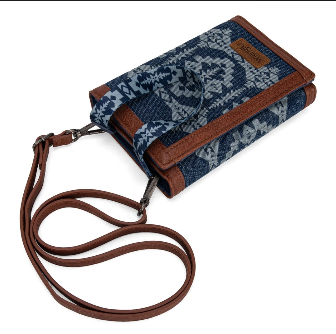 Wrangler Southwestern Print Clutch/Wallet/Crossbody - Jean