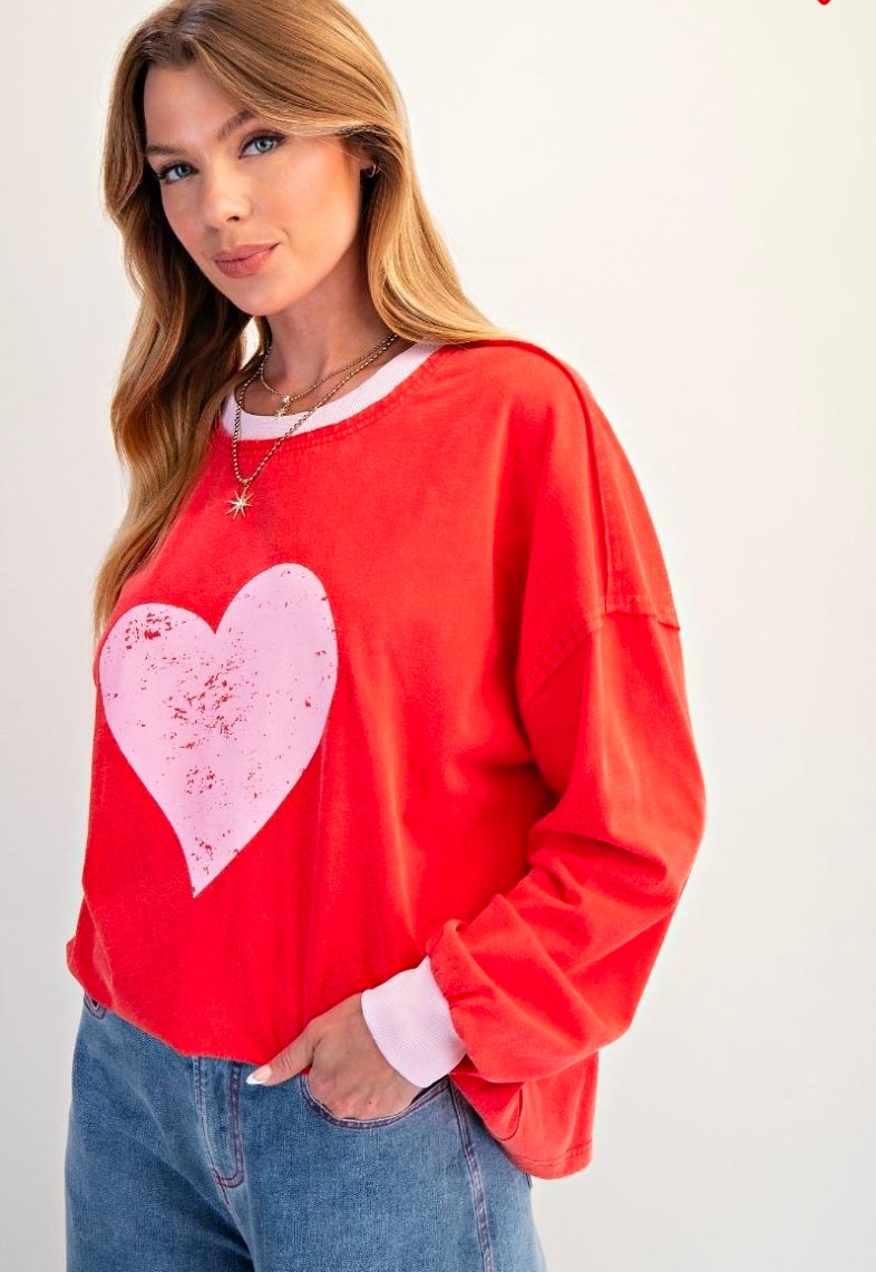 HEART PRINTED WASHED PULLOVER