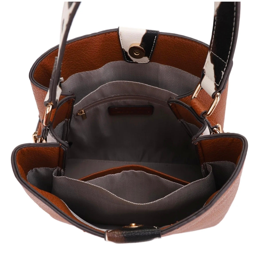 The Cowgirl Chic Hobo Bag 🤠✨