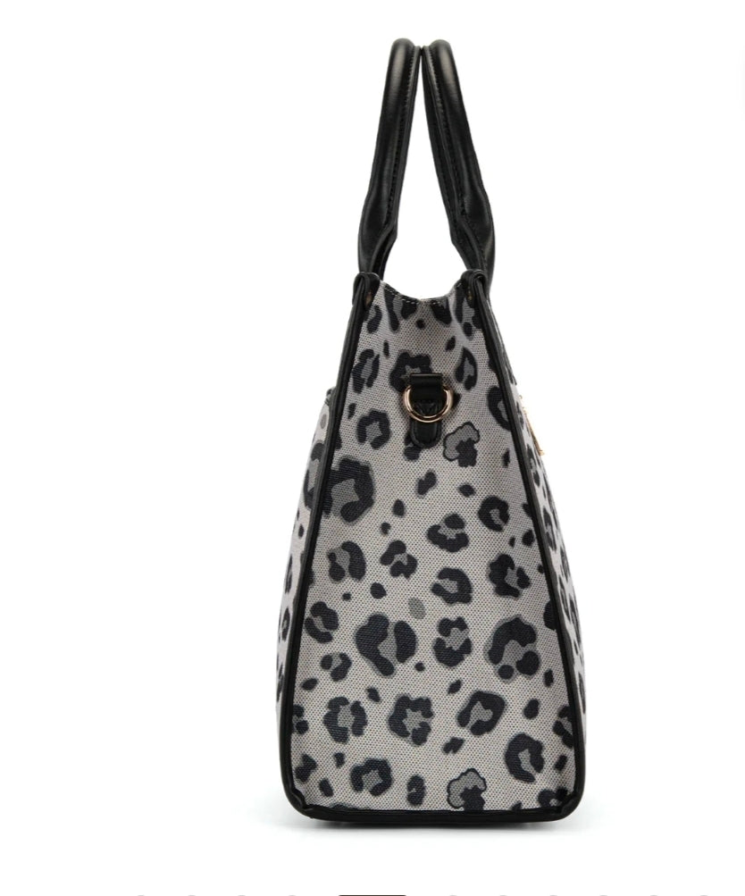 Wrangler Leopard Print Canvas Oversized Tote with Adjustable Strap - Black