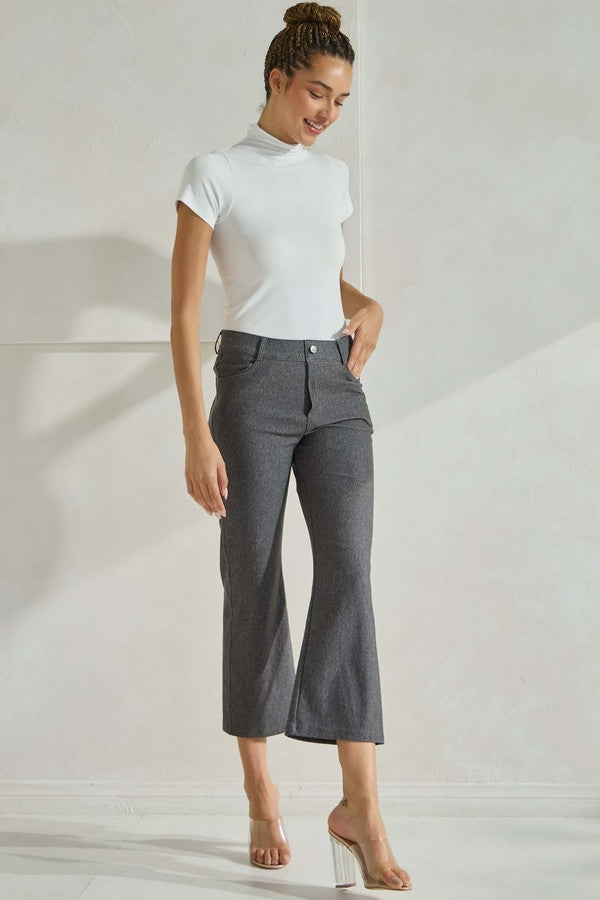 Women's Classic Solid Straight Leg Crop Pants - Gray