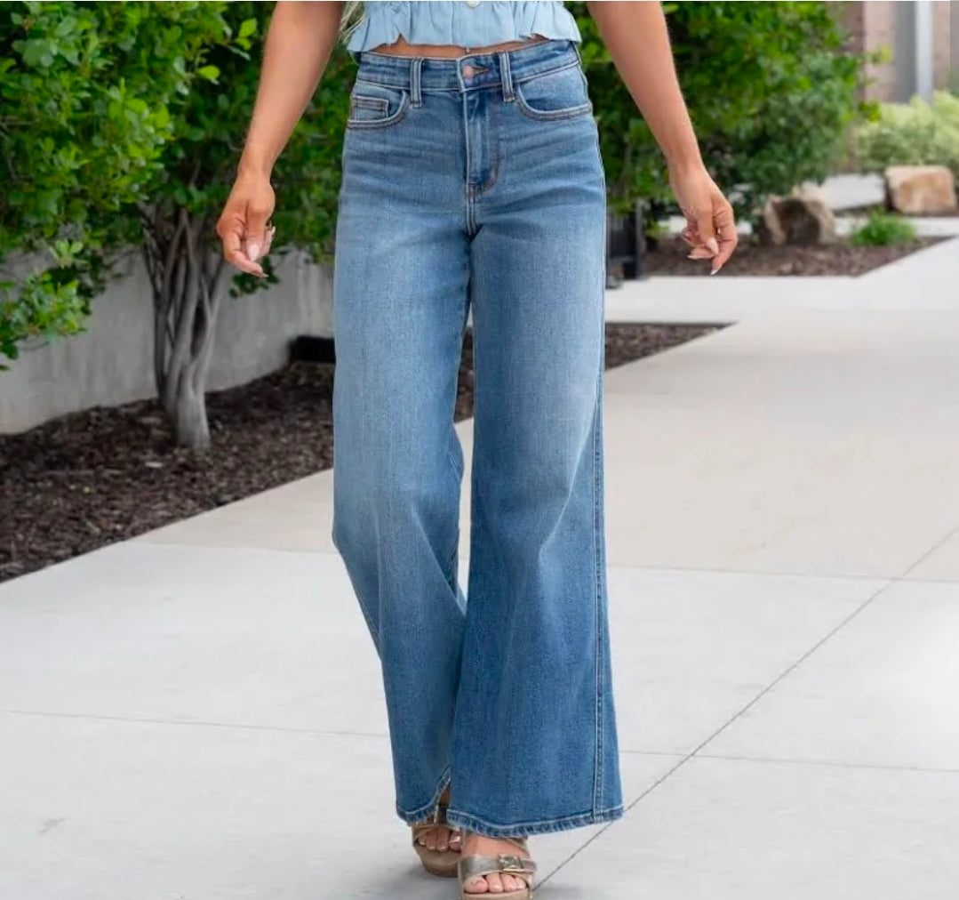 Simply Chic Wide Leg Jidy Blue Jeans