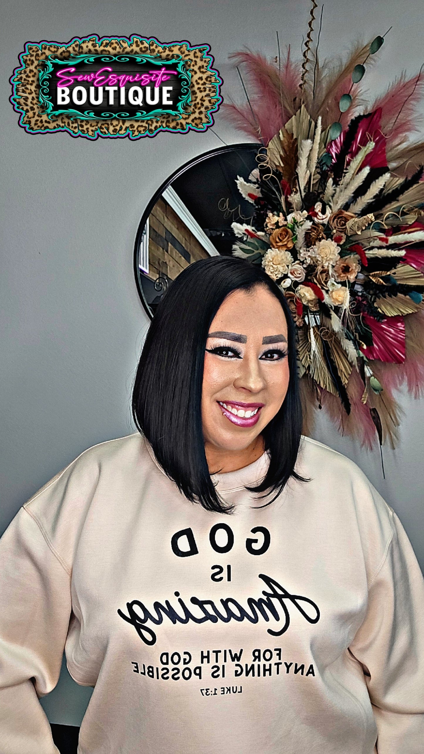 Women's God Is Amazing Sweatshirt & Joggers Set - OAT