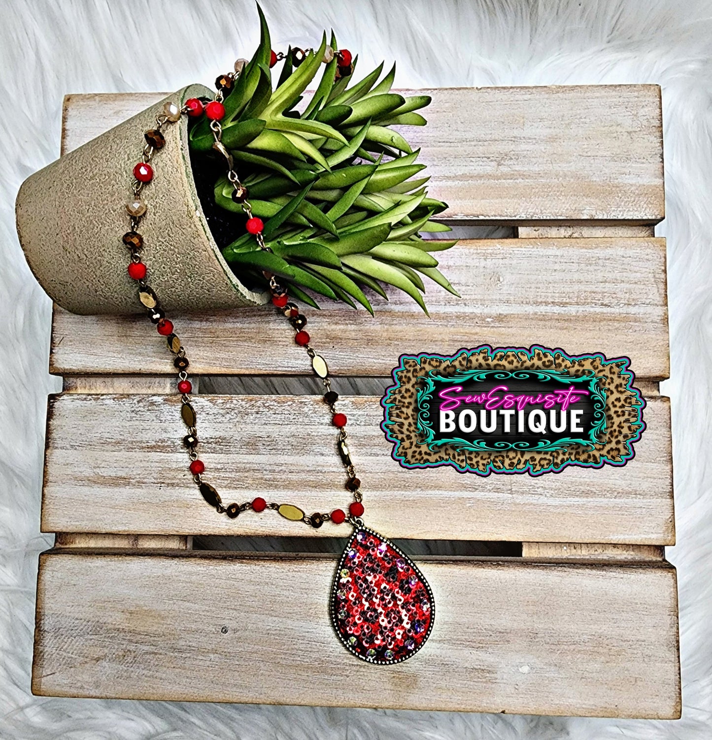 Red Leopard Glitter Necklace